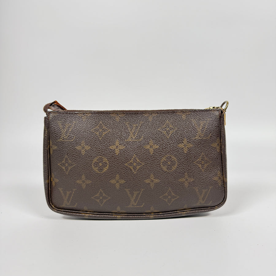 Louis Vuitton Pochette Accessoire