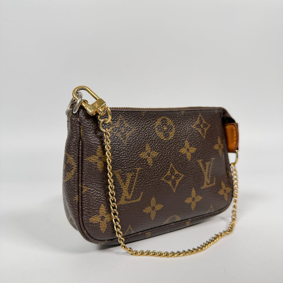Louis Vuitton Mini Pochette Accessoire