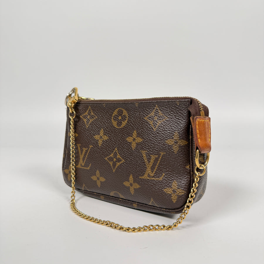 Louis Vuitton Mini Pochette Accessoire