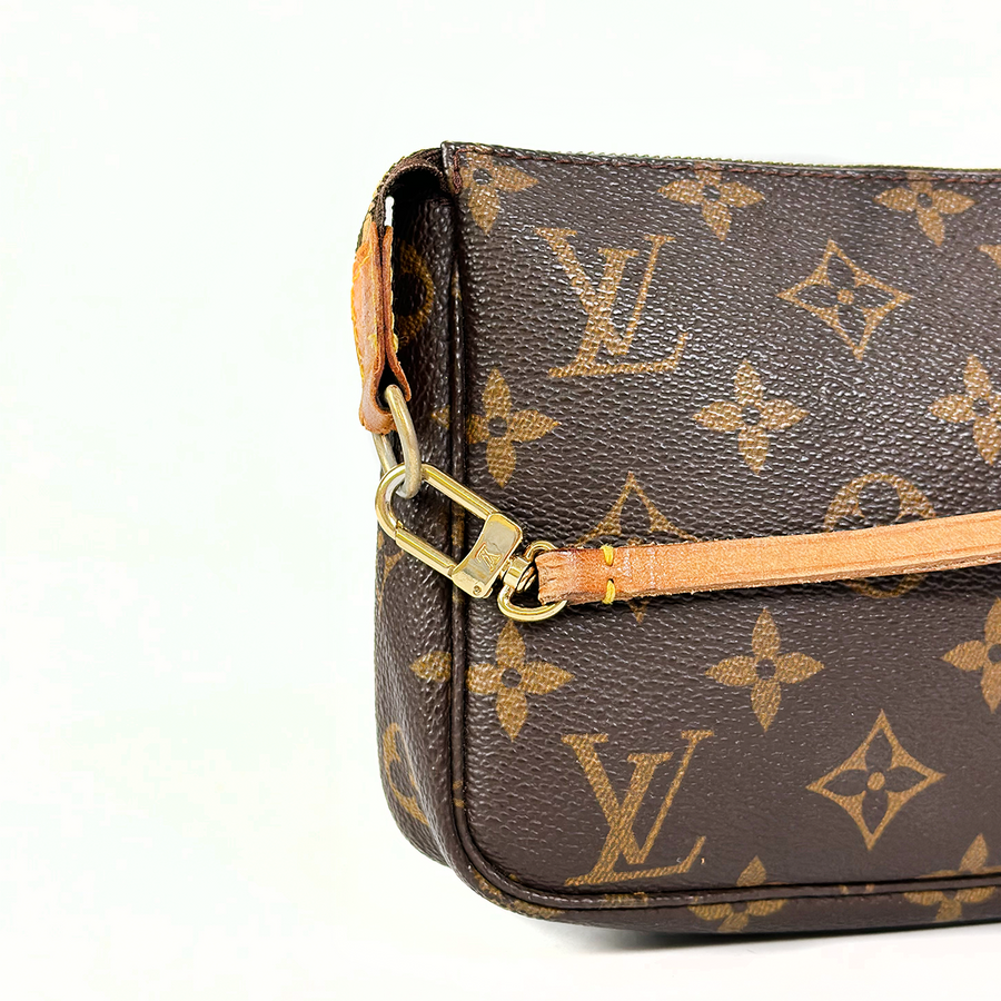 Louis Vuitton Pochette Accessoire