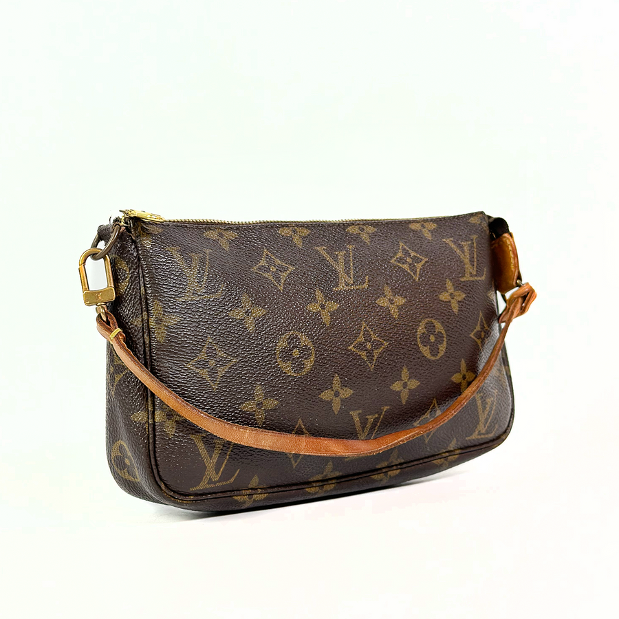 Louis Vuitton Pochette Accessoire