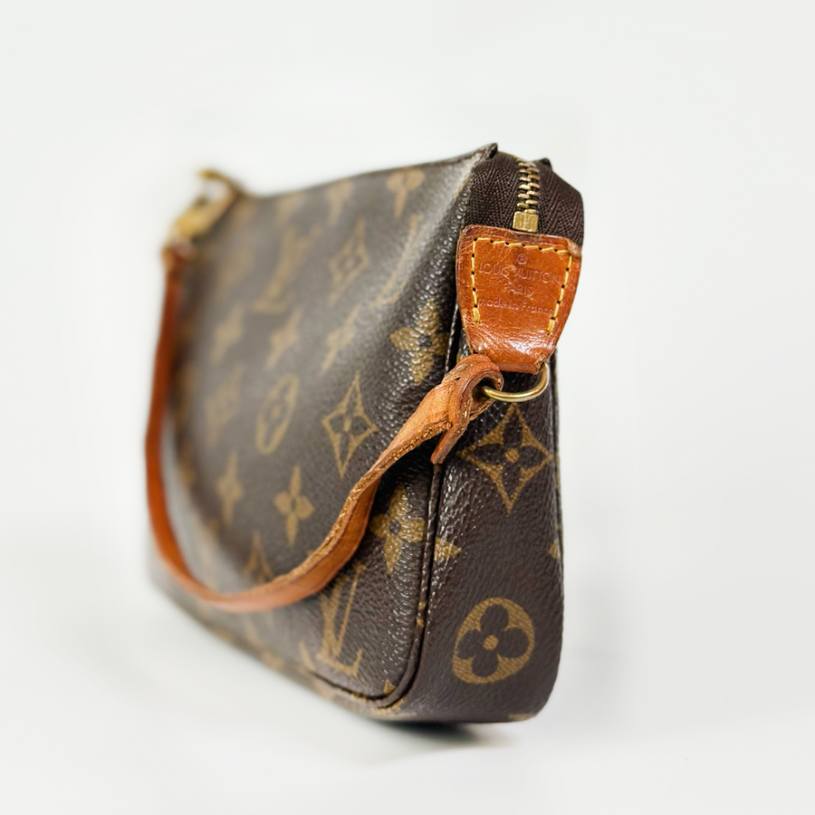 Louis Vuitton Pochette Accessoire