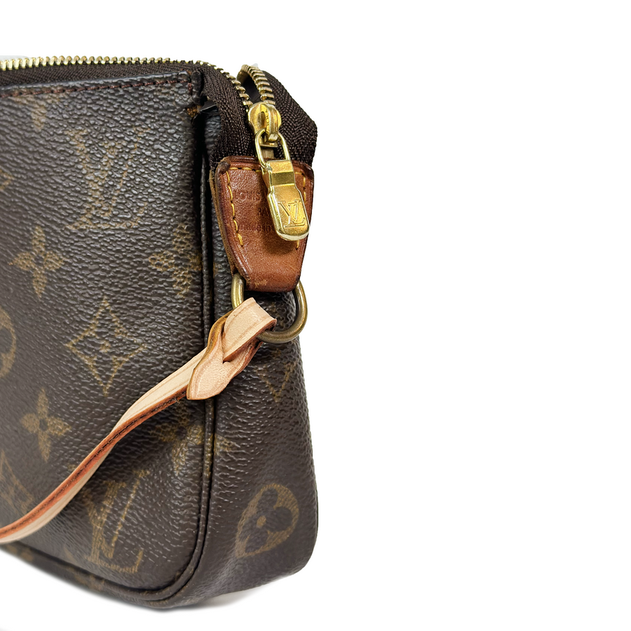 Louis Vuitton Pochette Accessoire