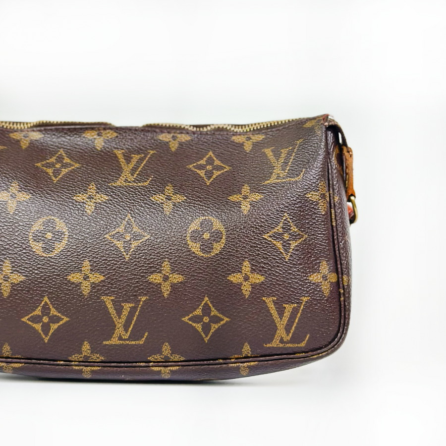 Louis Vuitton Pochette Accessoire