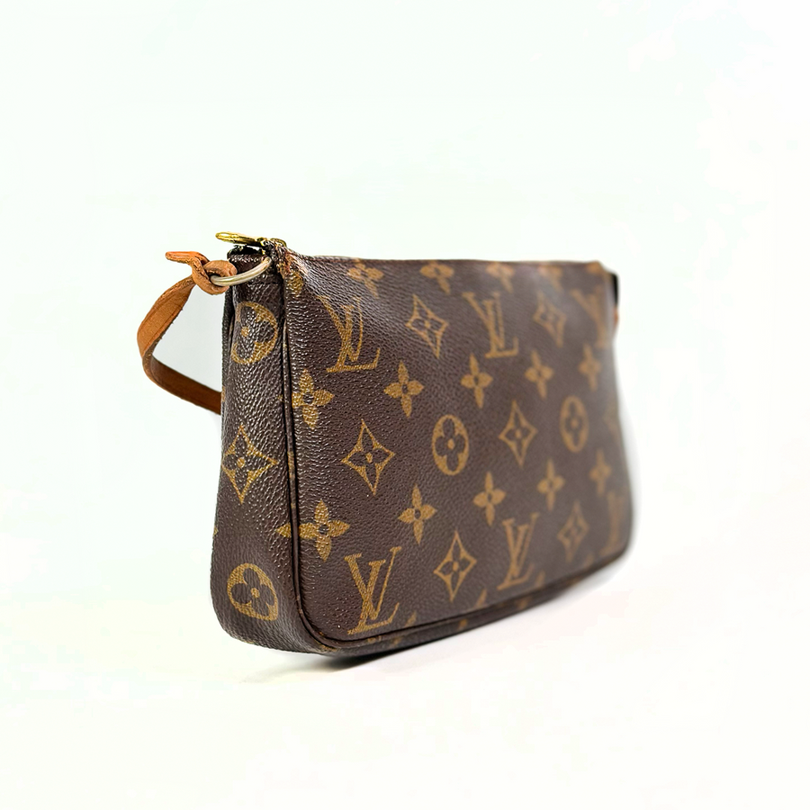 Louis Vuitton Pochette Accessoire