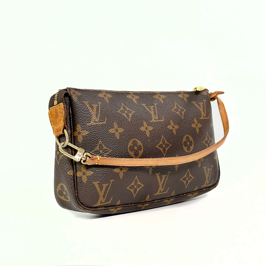 Louis Vuitton Pochette Accessoire