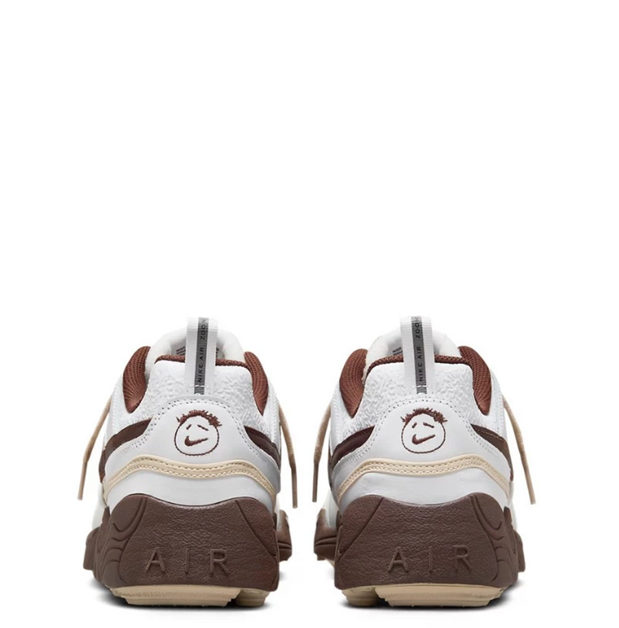 Nike Zoom Field Jaxx 'Travis Scott Light Chocolate'